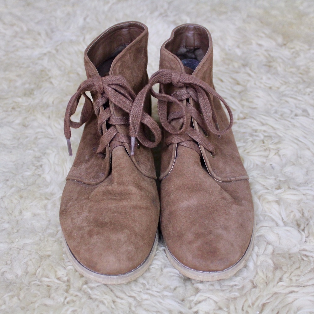 BDG. Women's Tan Suede Booties With Heel